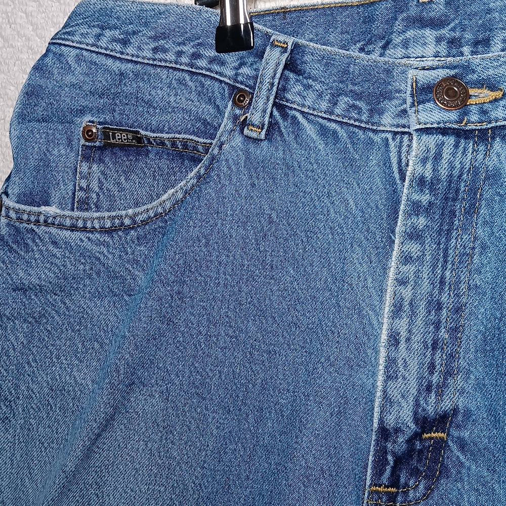 Lee M.R. Jeans Mens 34x30 Light Blue Distressed Denim Straight Leg Classic Fit